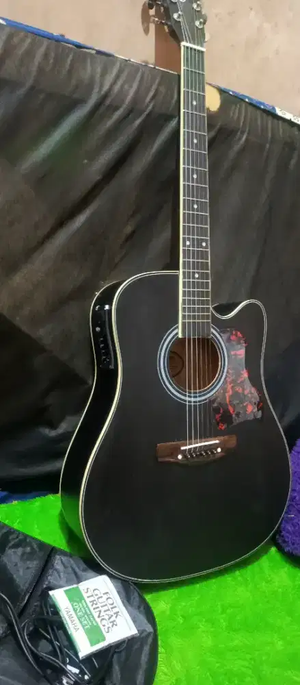 Gitar akustik elektrik