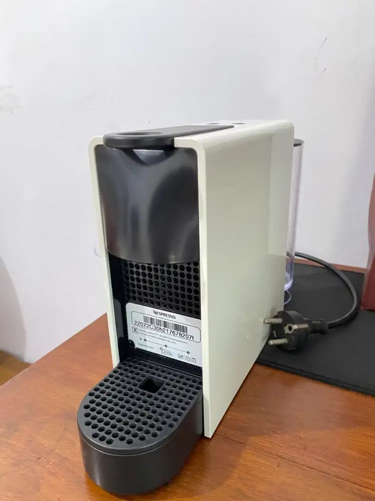 Nespresso Essenza Mini Coffee Machine