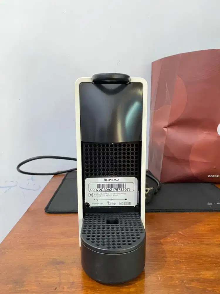 Nespresso Essenza Mini Coffee Machine