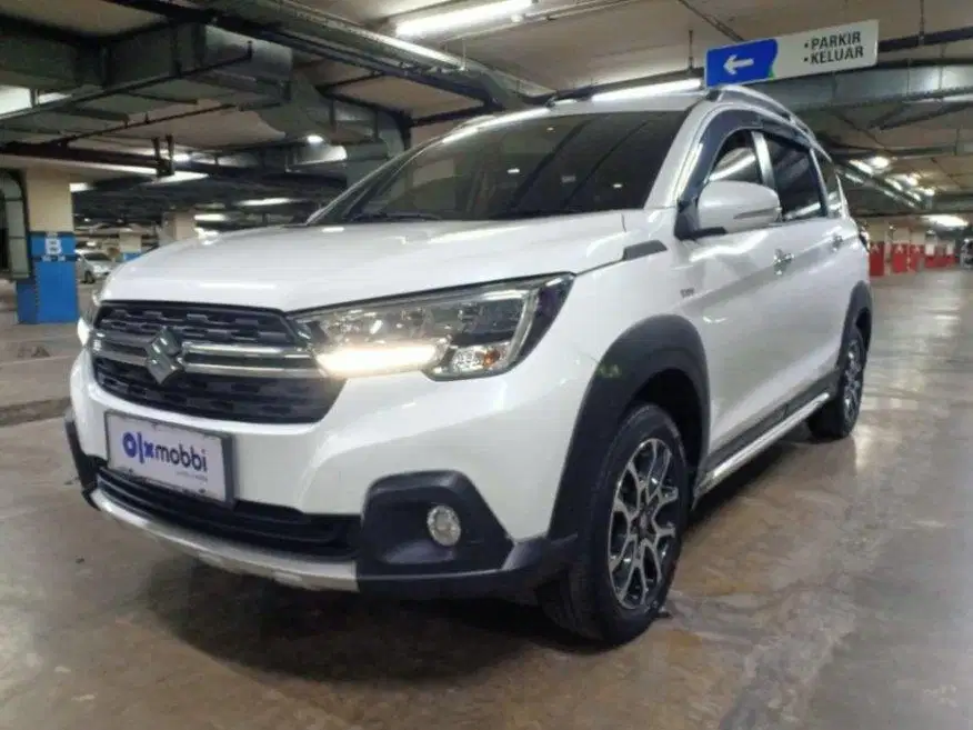 KM RENDAH - Suzuki XL7 1.5 Beta Bensin-MT 2021 SZKT
