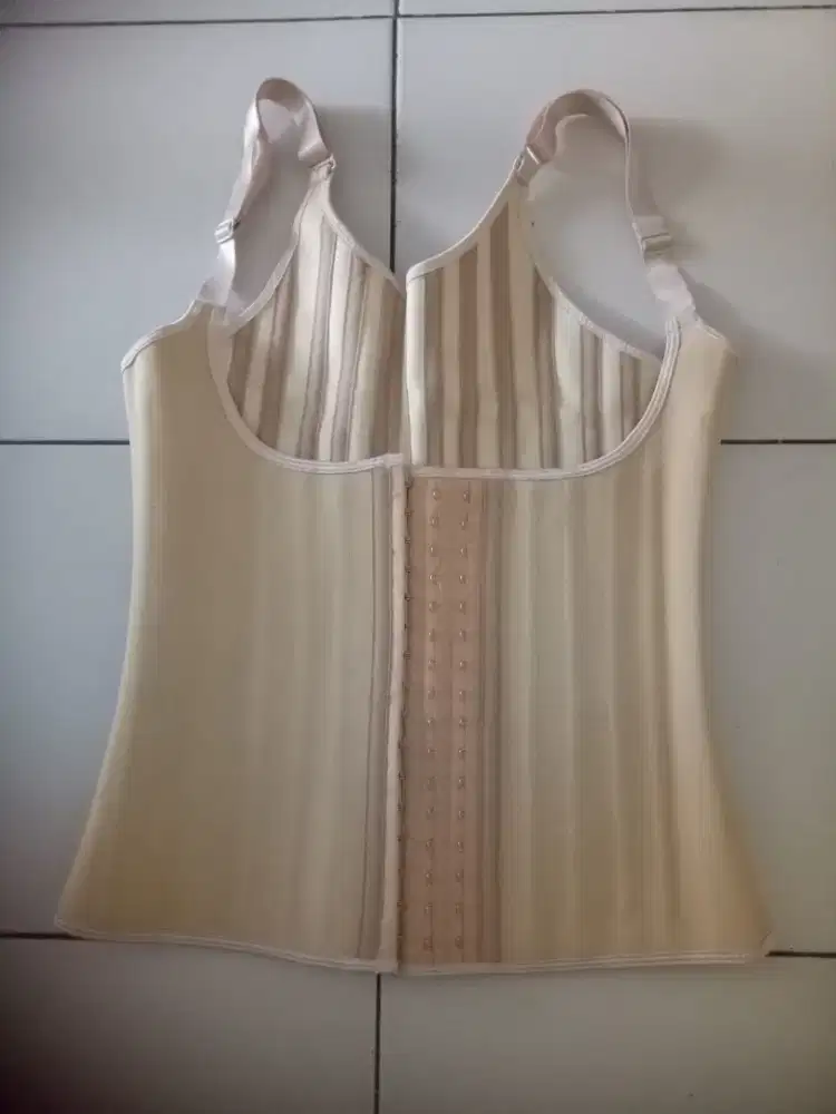 Korset wanita dream waist