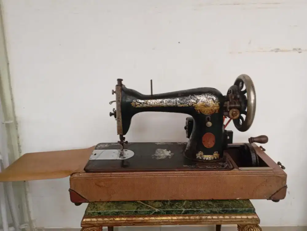 Mesin Jahit Singer Antik Vintage 1932