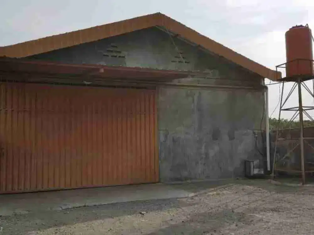 Gudang Siap Pakai, Pinggir Jalan Raya Propinsi di Sukoharjo.