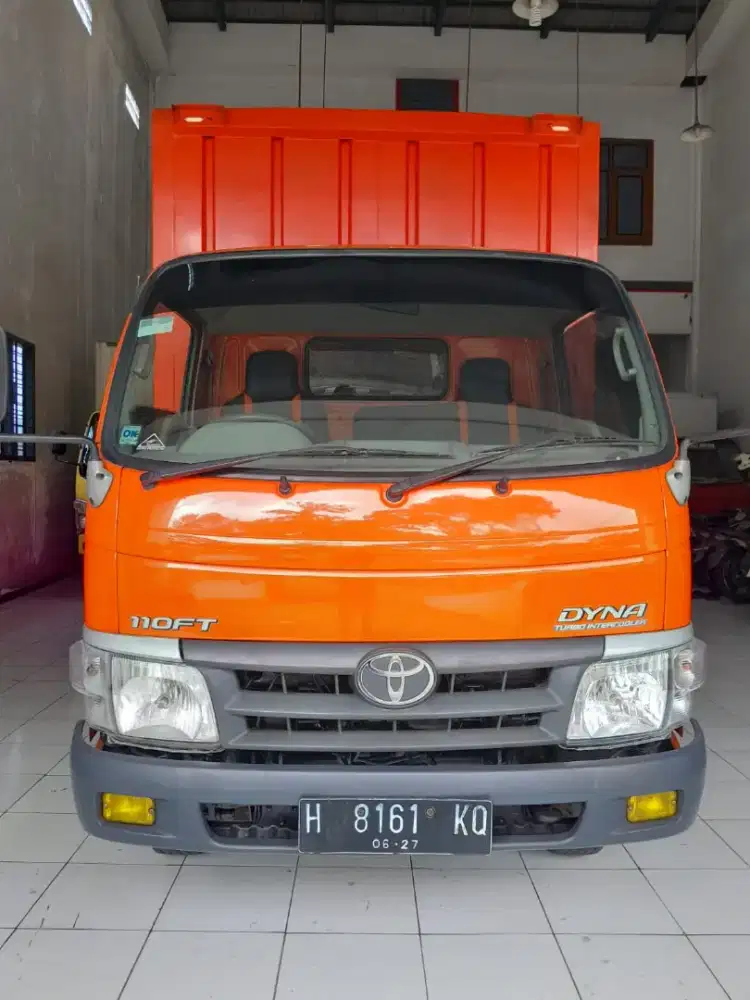 Toyota Dyna 110 FT Box