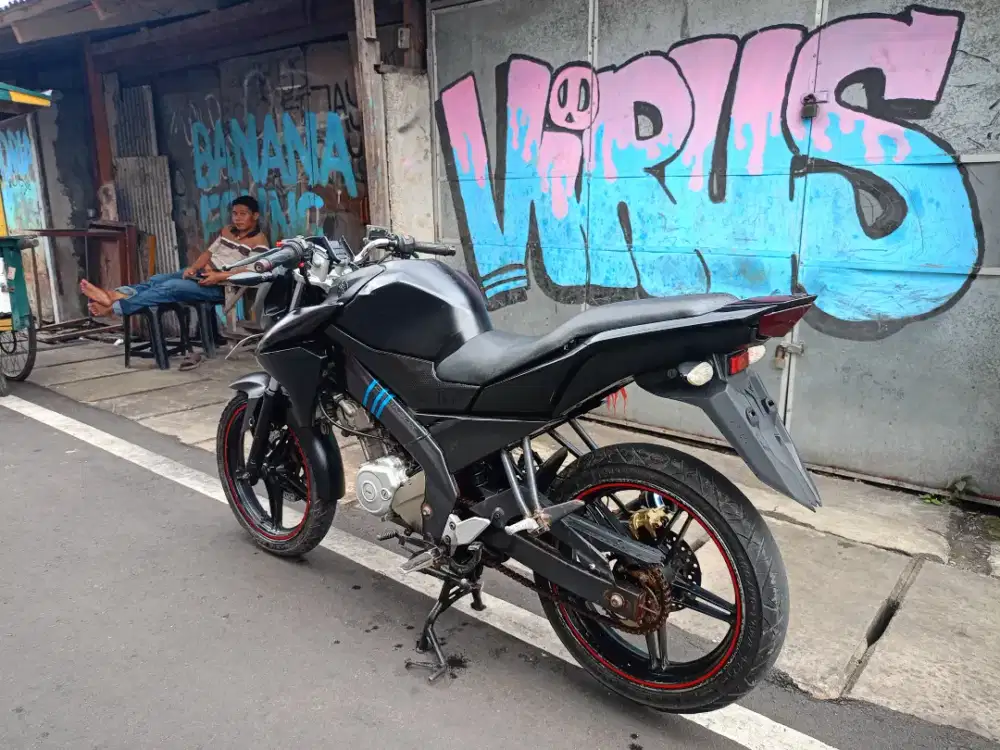 Di jual vixion 2013