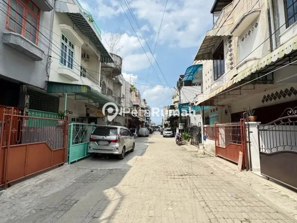 DIJUAL VILLA JALAN PASAR III KOMPLEK SEHATI INDAH | DAERAH KRAKATAU (ELBERT)