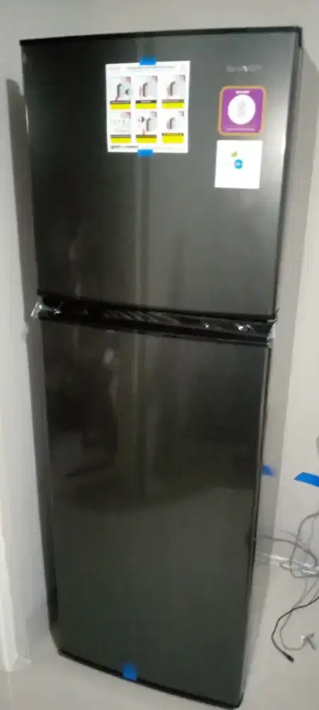 DI JUAL KULKAS SHARP 2 PINTU