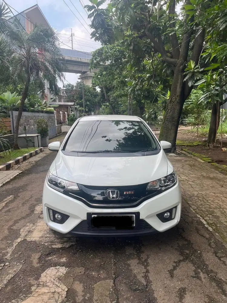 Honda Jazz (2015)  RS 1.5 Bensin-AT