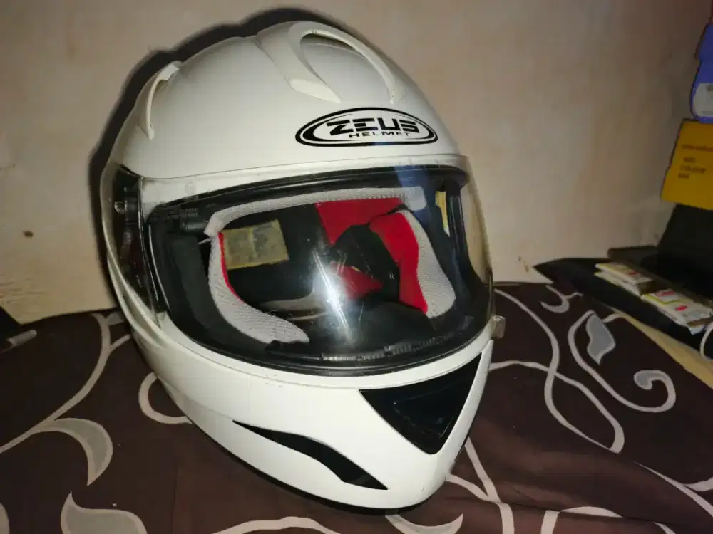 Helm Zeus 806 Mulus 97%