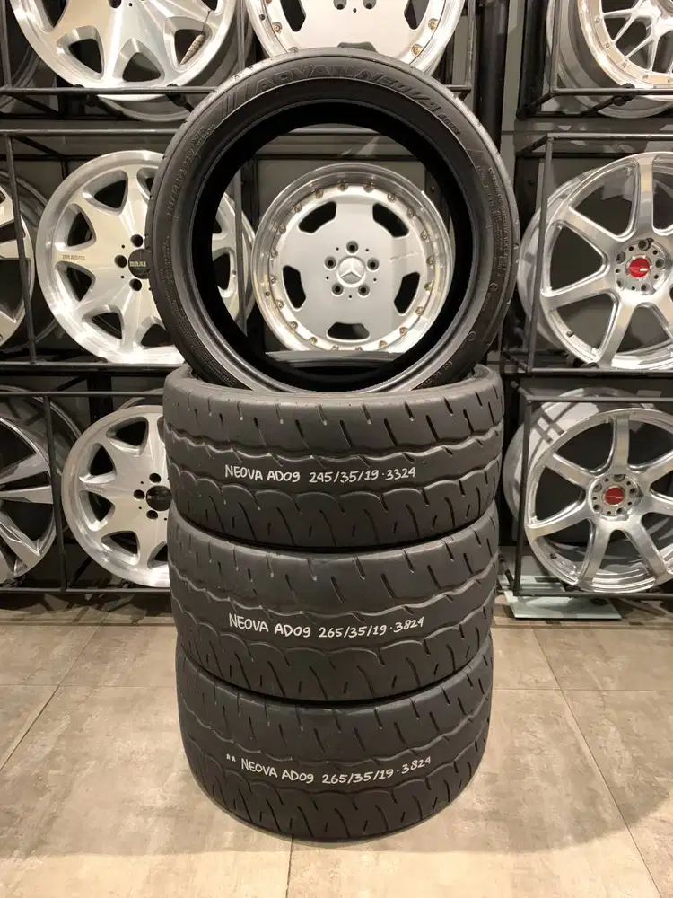 Ban Yokohama Advan Neova AD09 245/35/19 - 265/35/19