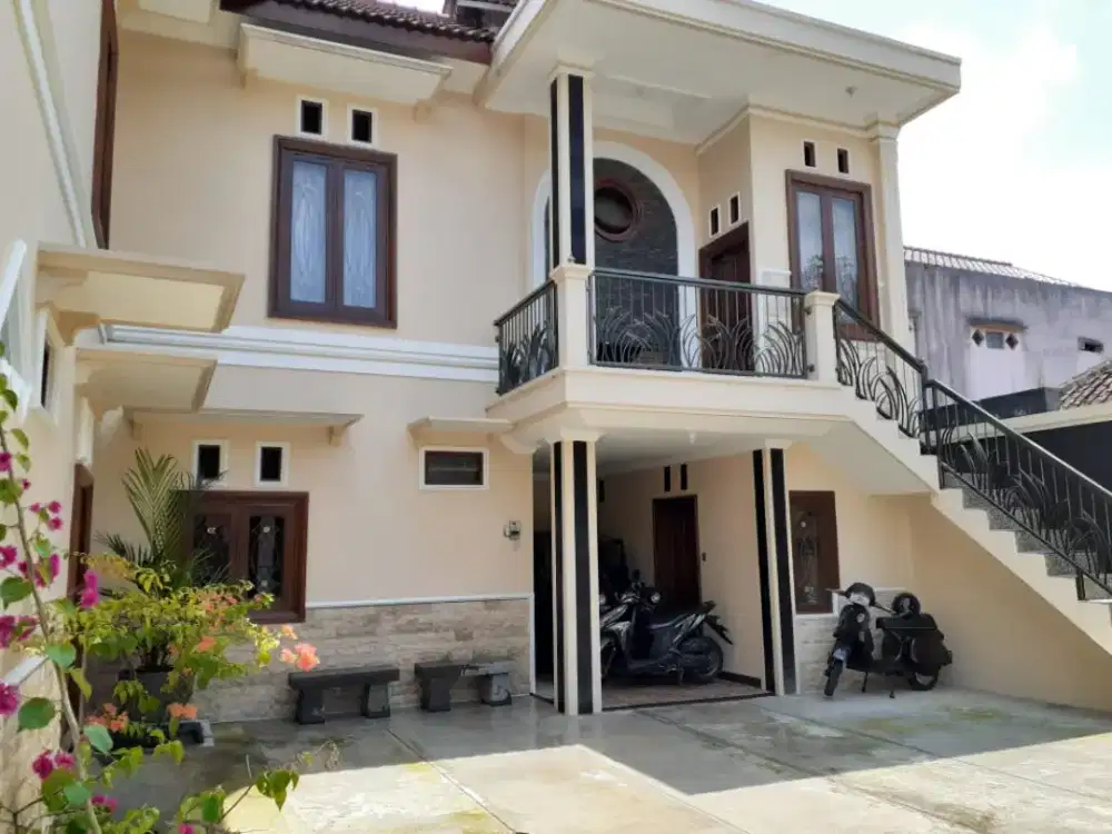 RUMAH TINGGAL STRATEGIS! Jurangombo Selatan Dekat Akmil, Full Furnish