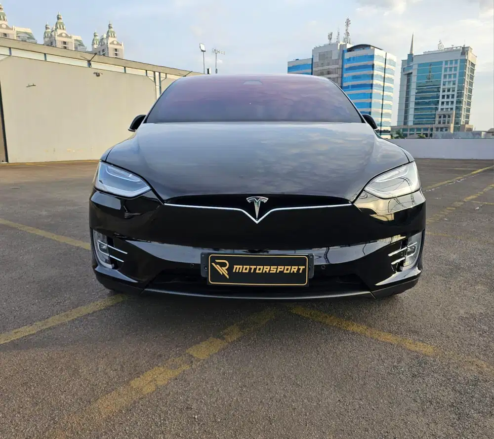 (Electric) Tesla Model X 2019 long range record EV Mobil listrik