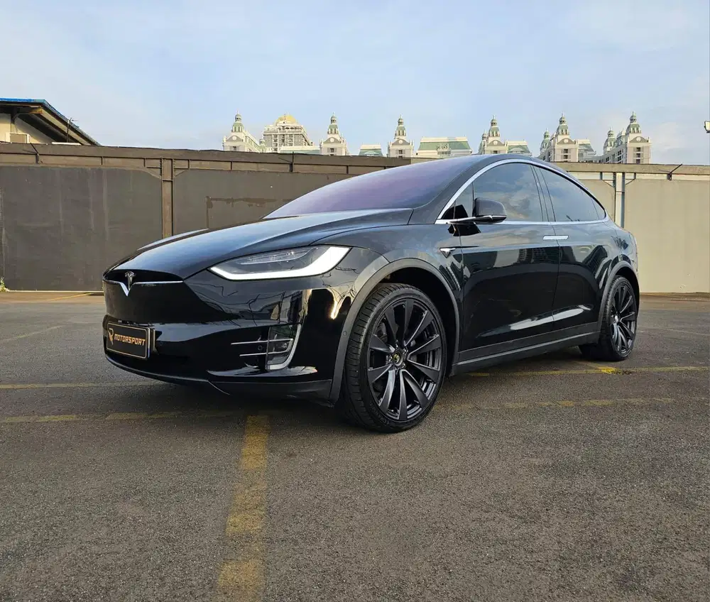 (Electric) Tesla Model X 2019 long range record EV Mobil listrik