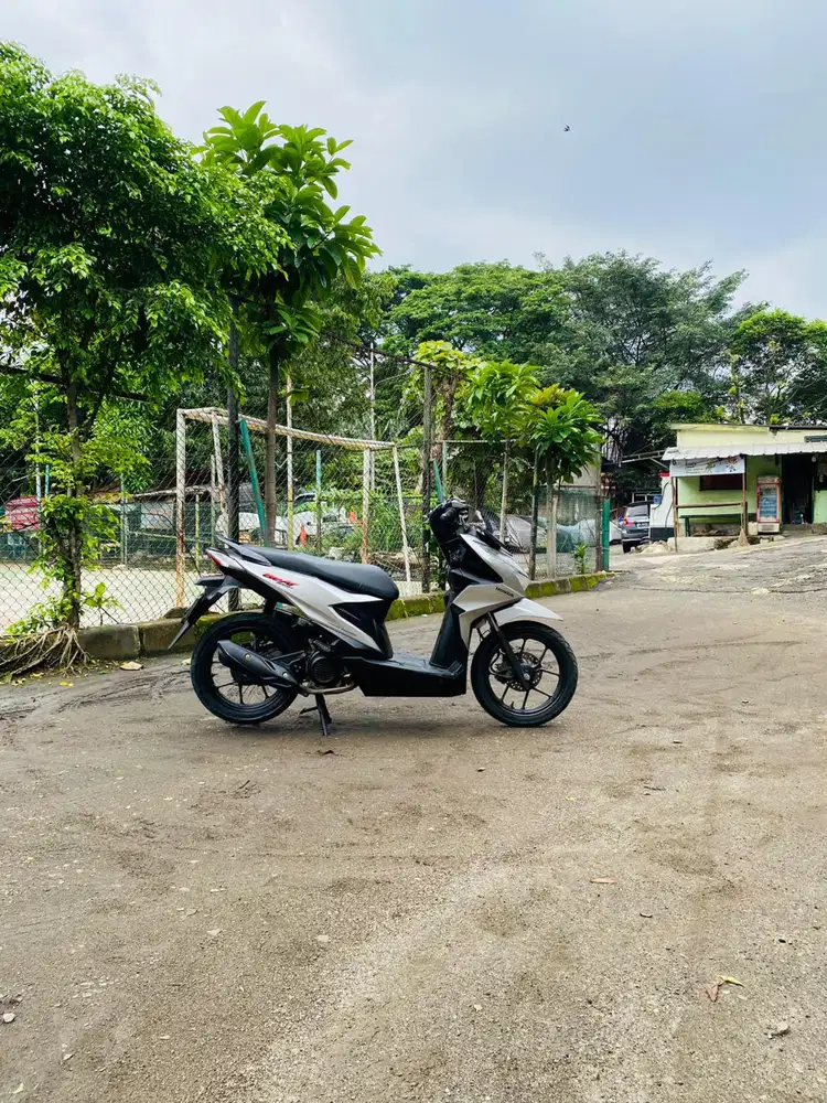 Honda Beat Deluxe 110cc Cbs Iss STNK Hilang Tahun 2021