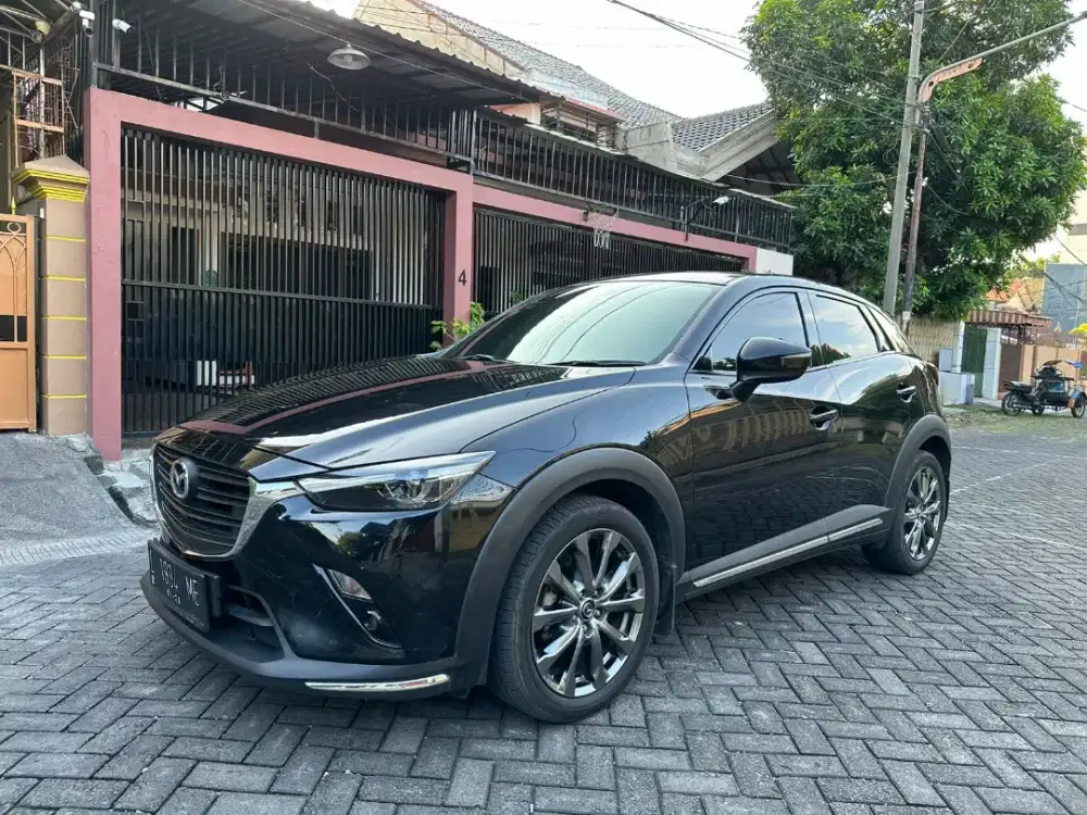 Mazda CX3 PRO at sunroof hitam 2020