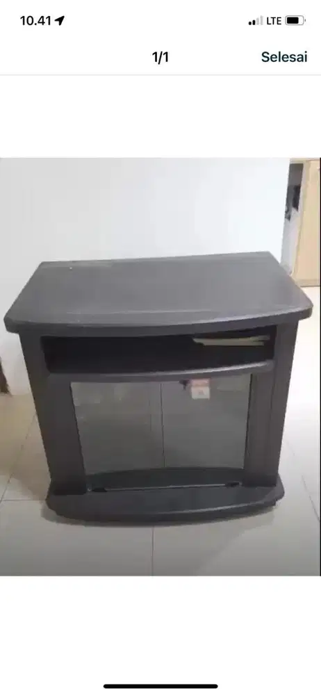 Meja tv minimalis