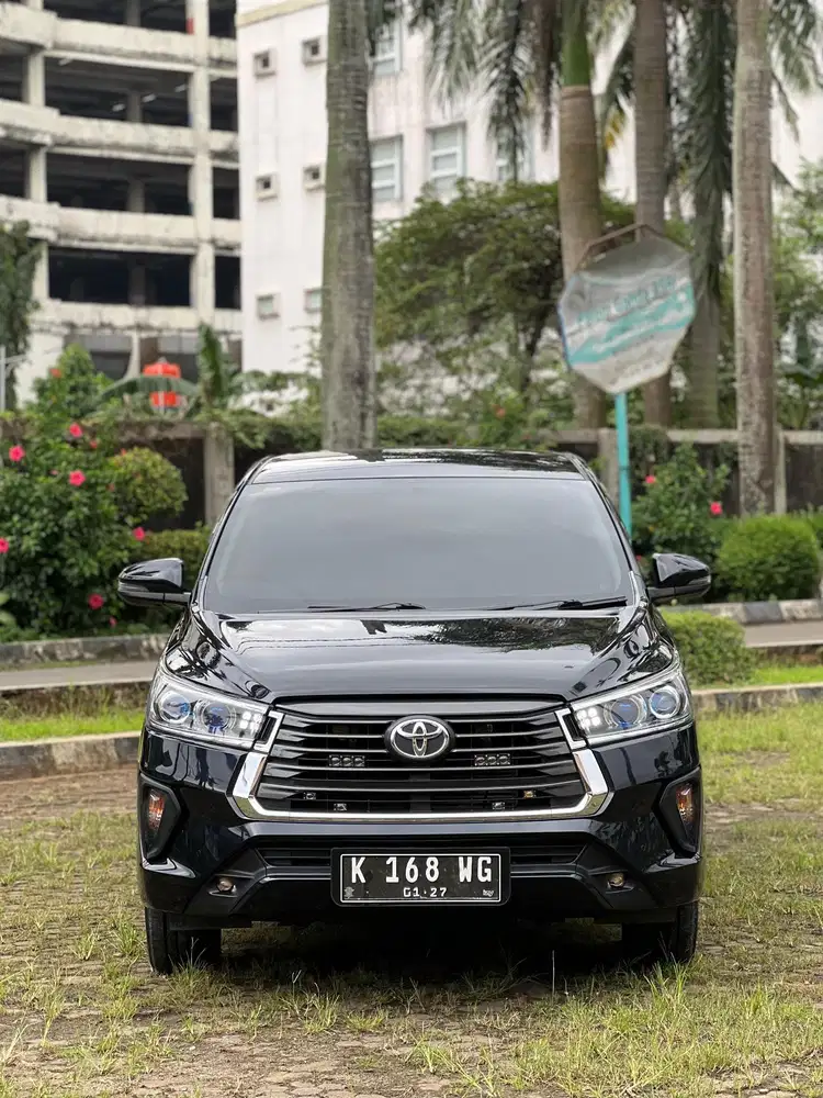 Toyota Innova Diesel V Matic 2021 Hitam