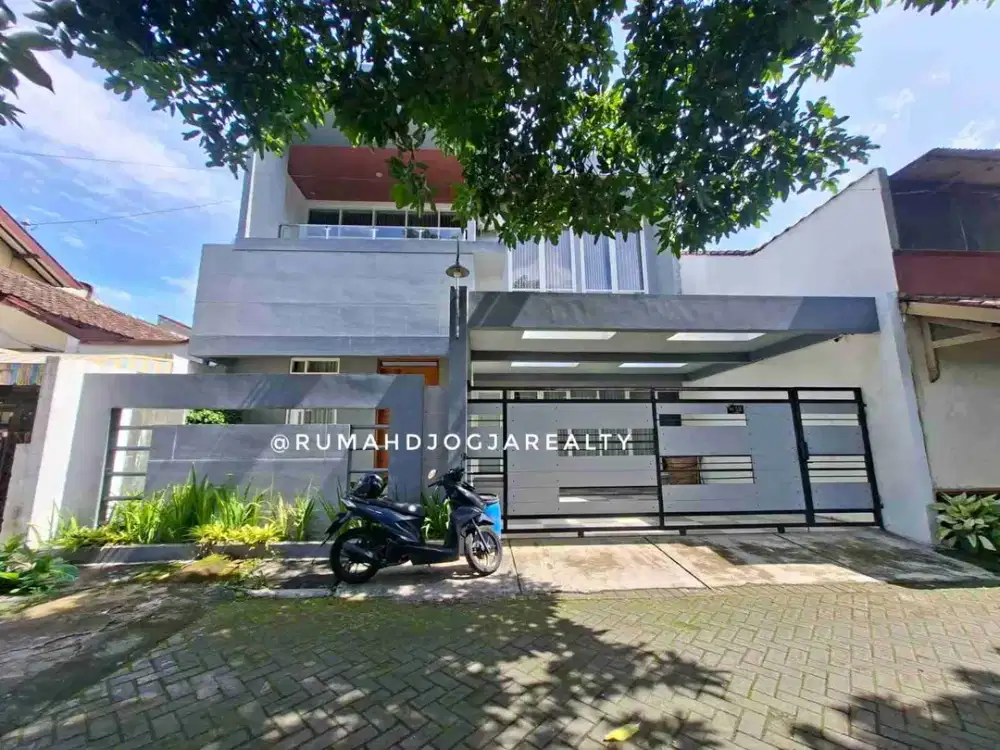 Rumah Modern Dalam Perum Nogotirto JL. Godean km 4 Dekat AL Azhar, UNISA