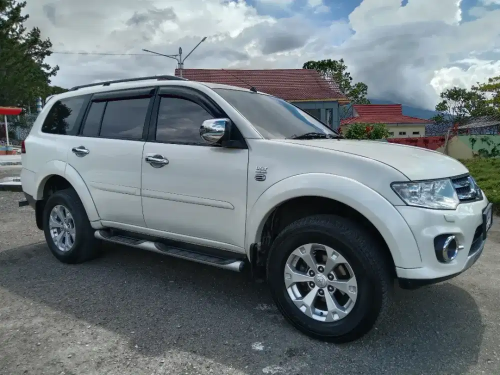 Pajero sport Dakar 4x2 2014