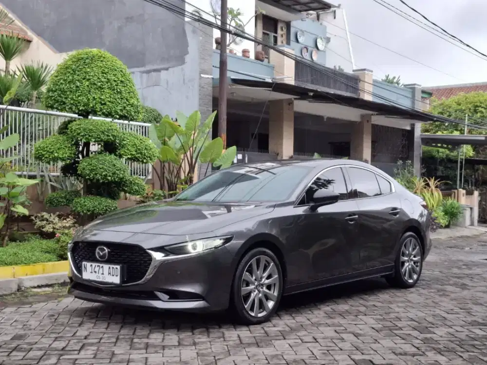 MAZDA 3 2.0 SKYACTIVE AT 2023 GREY ABU ABU