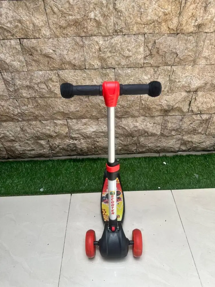 Preloved skuter anak Family