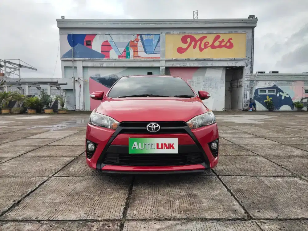 Yaris E 2015 Matic Merah 2016 bagus 2017 antik Terawat at