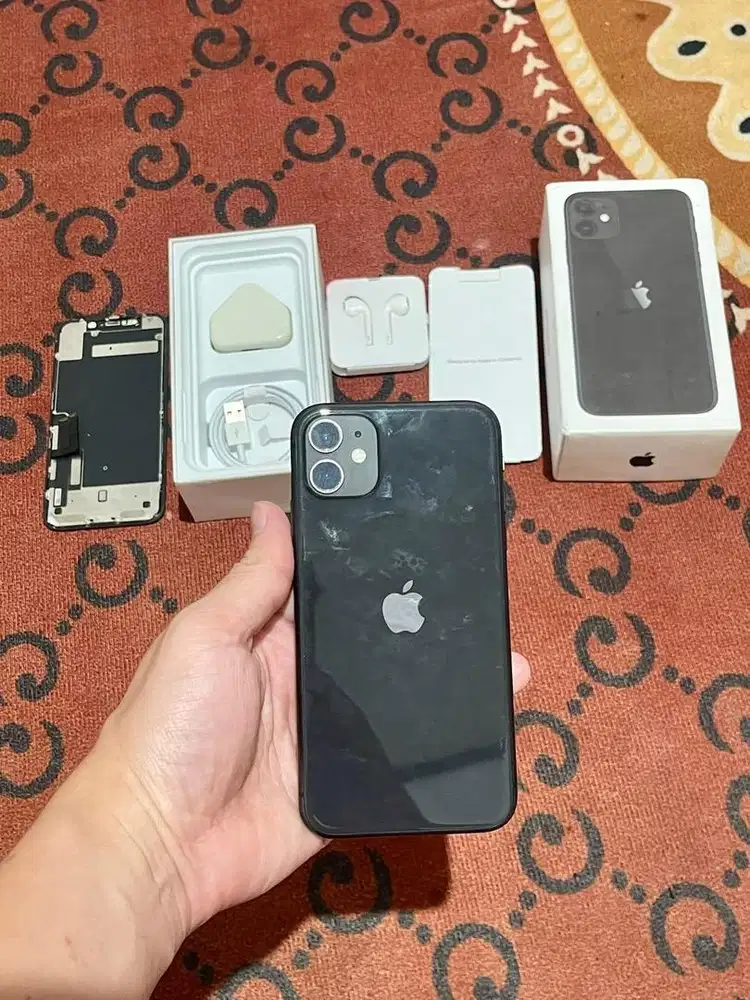 iPhone 11 64gb Fullset
