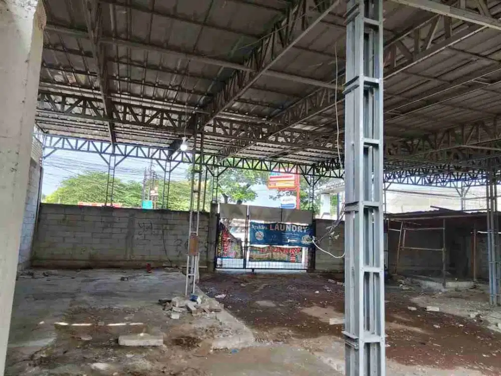 Workshop 375 meter disewakan