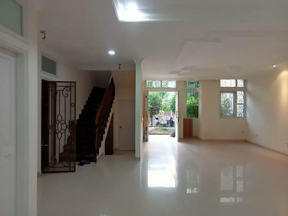 Dijual rumah 2,5 lantai, siap huni Janur elok - Jakarta Utara