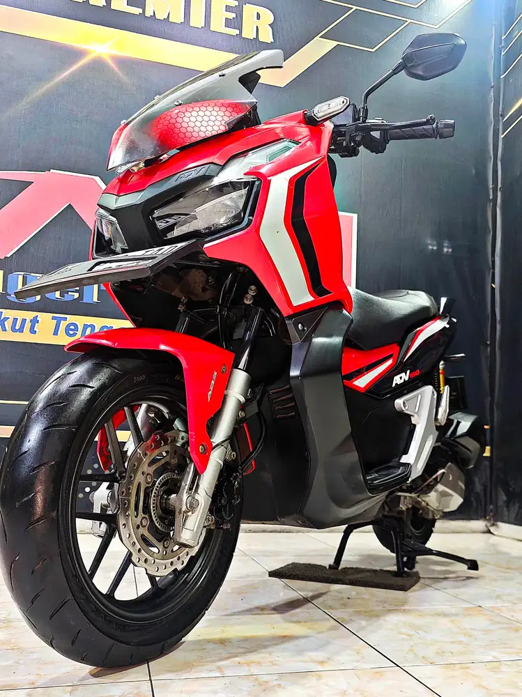 ADV 150 abs motor matic nyaman mewah berkelas .Anugerah motor rungkut