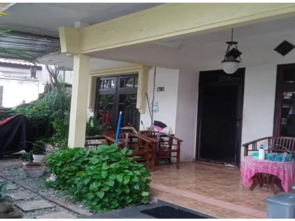 RUMAH MANYAR INDAH TERAWAT SIAP HUNI