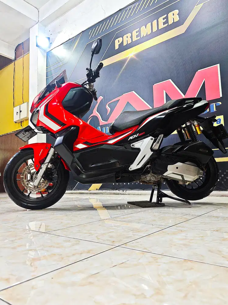 ADV 150 abs motor matic nyaman mewah berkelas .Anugerah motor rungkut