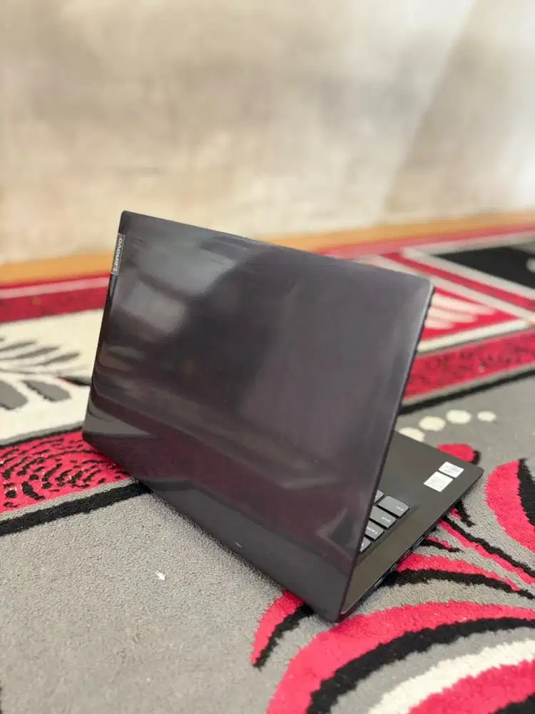 Dijual Laptop Lenovo S145 core i5-1035GI Ram 8Gb Ssd 256gb