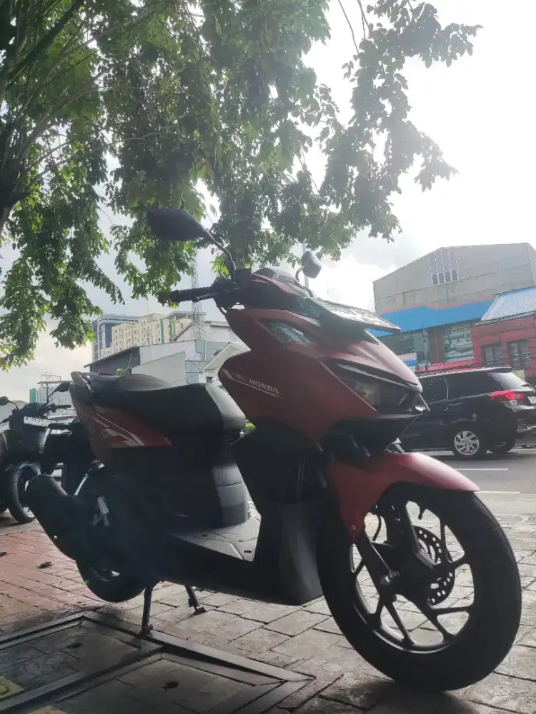 Vario 160 CBS 2025 Bln 5 Super Mulus Original Low Km ABBA