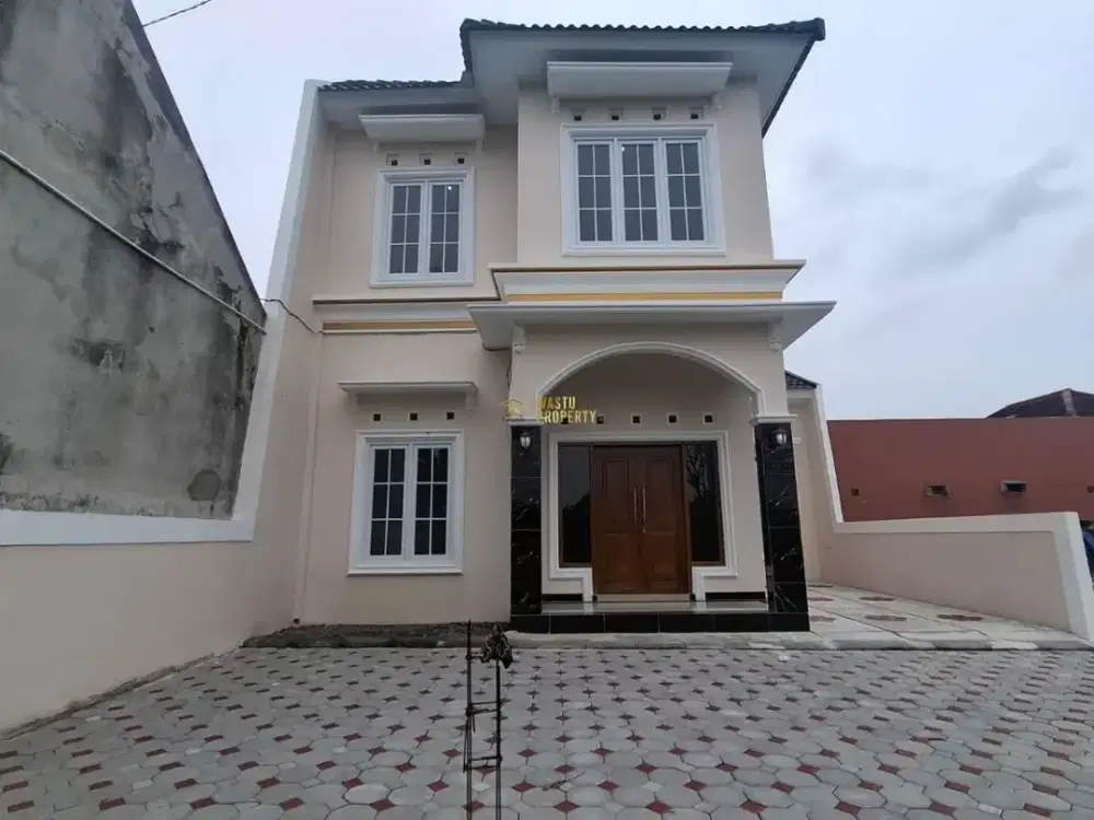 RUMAH 2 LANTAI, SIAP HUNI, 5 MENIT KE KIDS FUN PARK DI BANGUNTAPAN