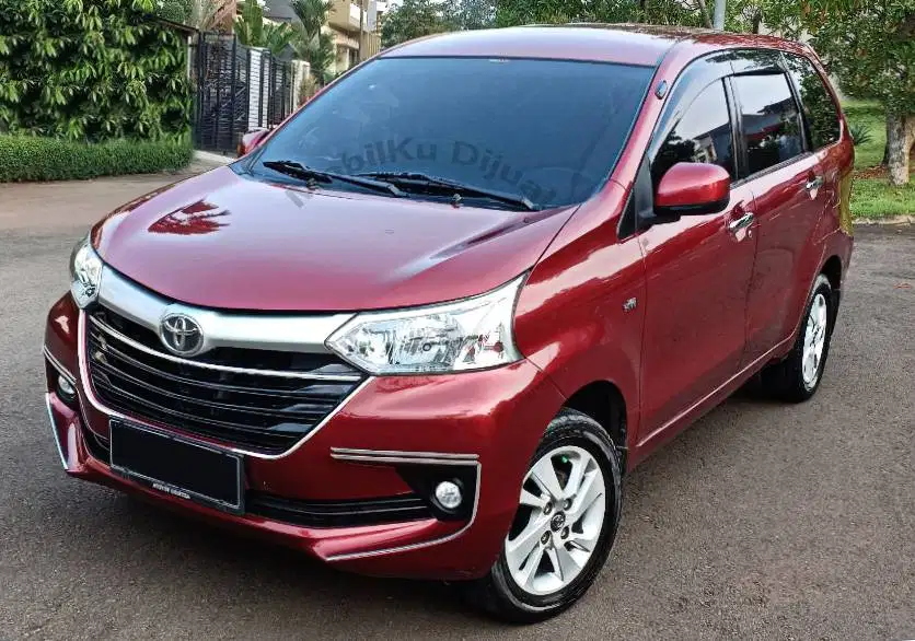 LIKE NEW! Toyota Avanza