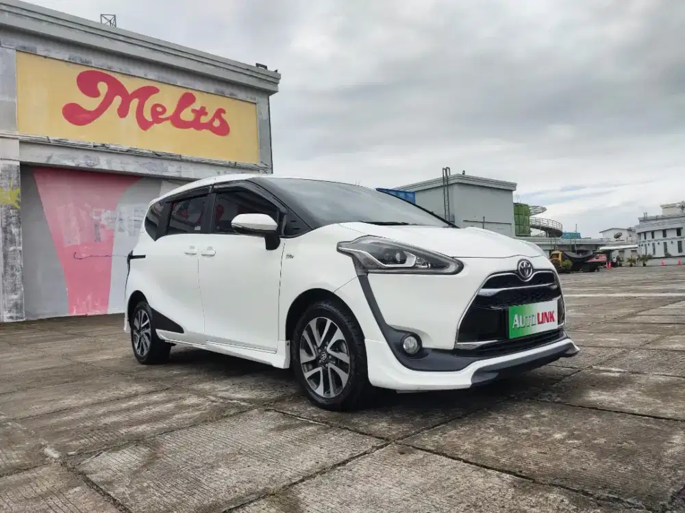 Sienta Q 2016 Matic ANTIK Terawat 2017 bagus putih servis Record