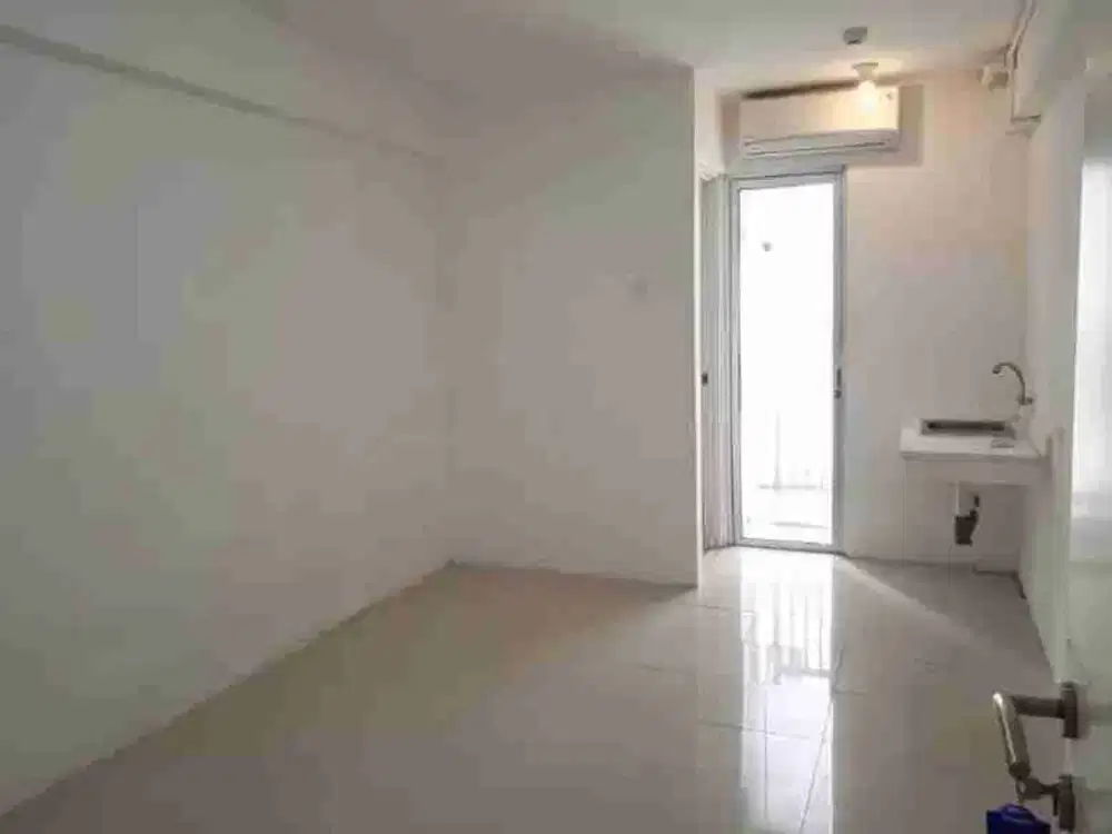 terbaru sewa 2 br kosongan plus ac tower E kondisi baru