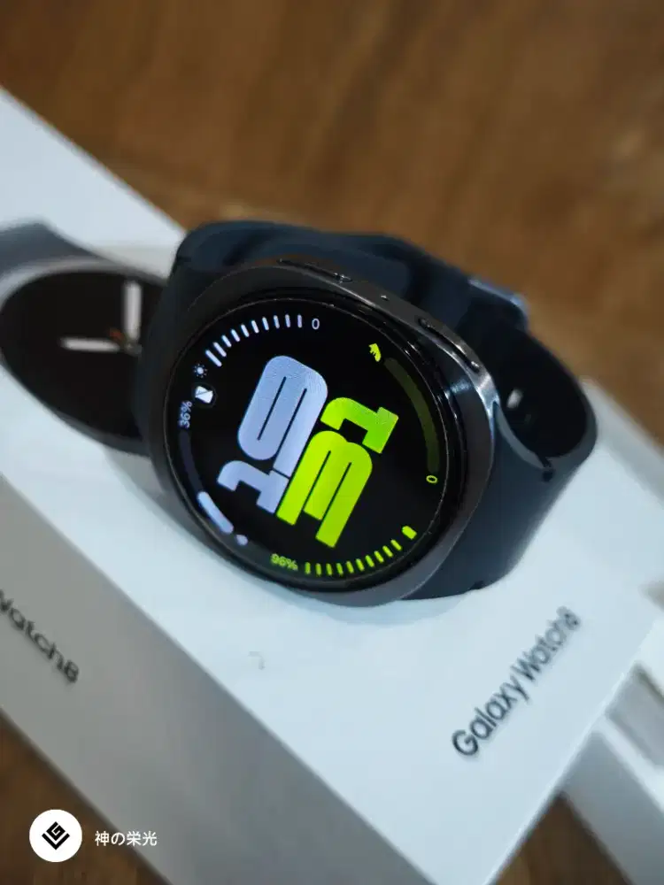 Samsung Galaxy watch 8 40mm second like new Okt 2026