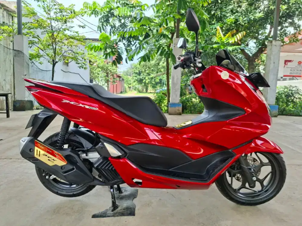 Honda PCX 160 CBS 2023 km 2 ribu like new