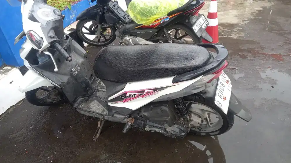 Honda beat tahun 2012