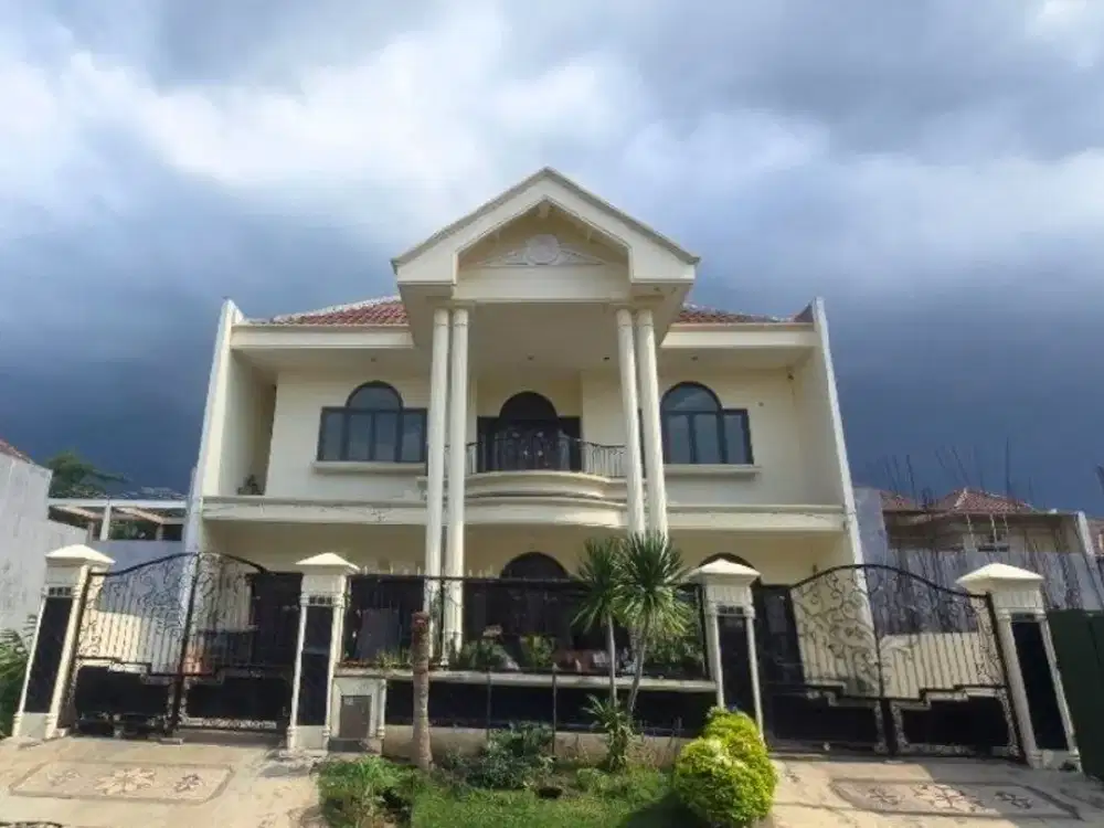 Rumah Pakuwon City STRATEGIS FAVORITE