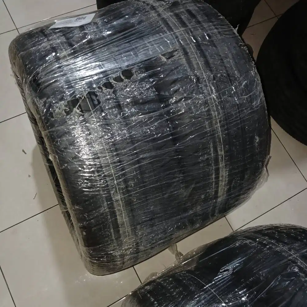 Ukuran nya 235 50 18 - accelera evt