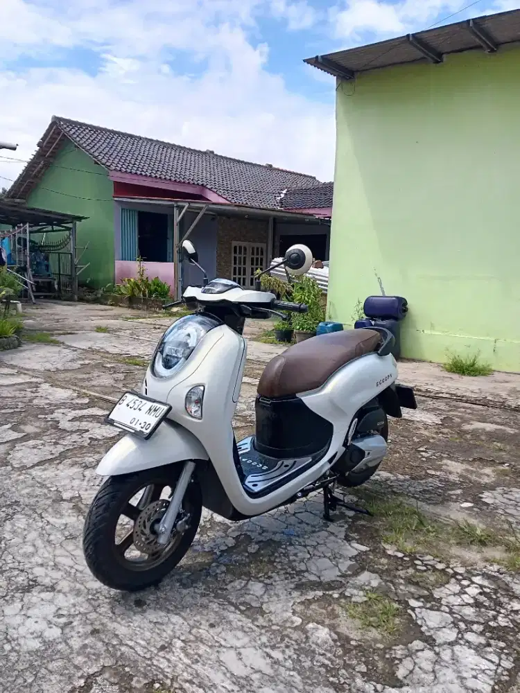 HONDA SCOOPY ALIEN TERBARU LOW KM