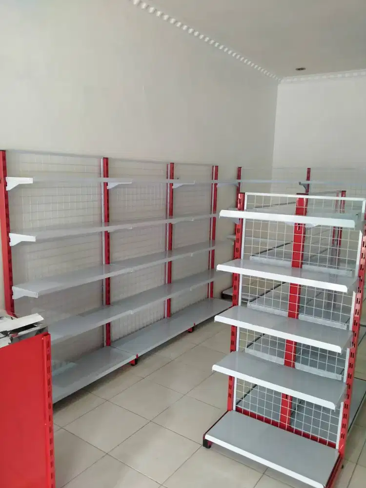 Rak MInimarket Modren Padang