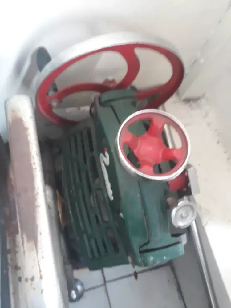 Jual mesin serut es kondisi 85% bagus