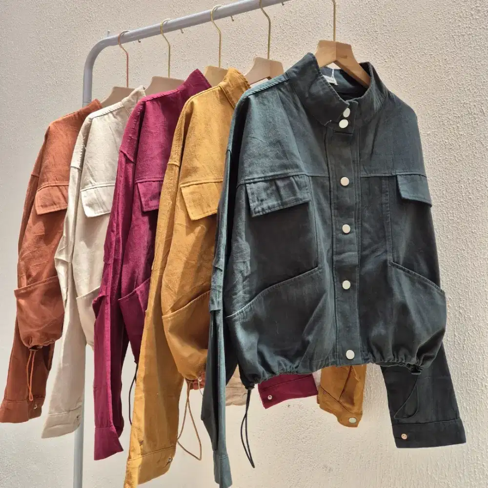 HELPER GUDANG PAKAIAN WANITA