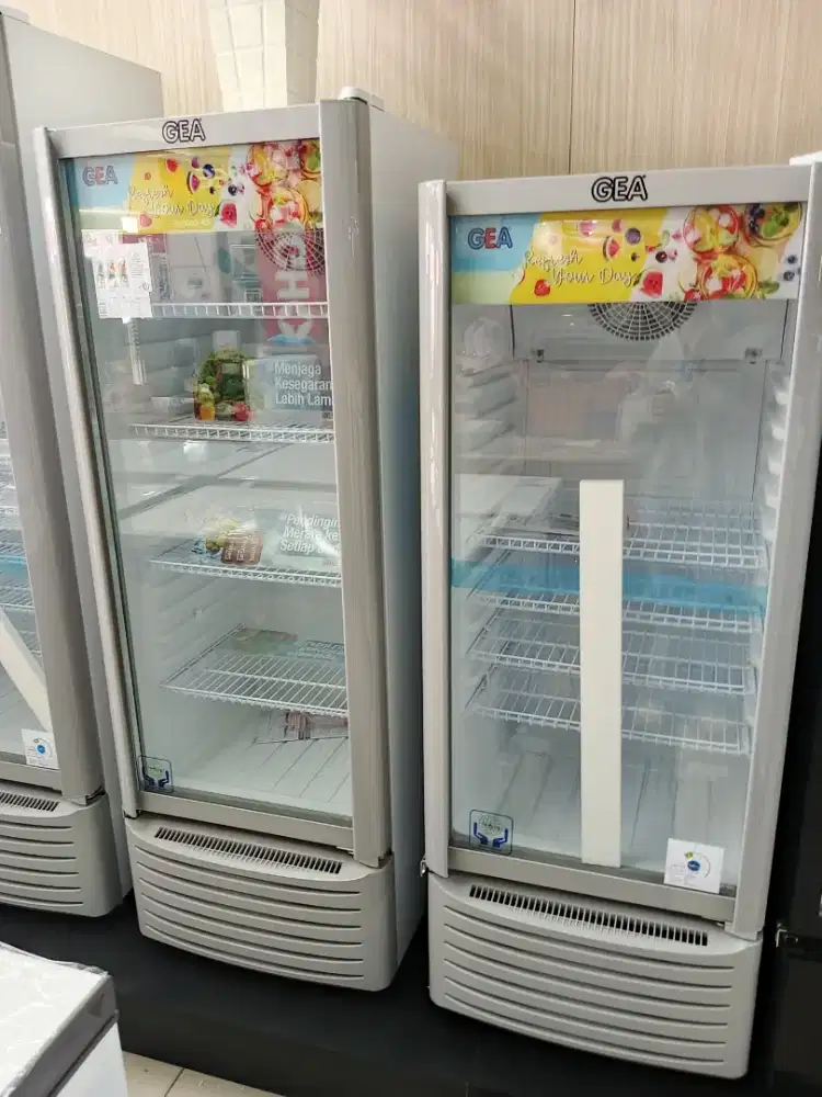 SHOWCASE COOLER PROMO BUNGA 0%