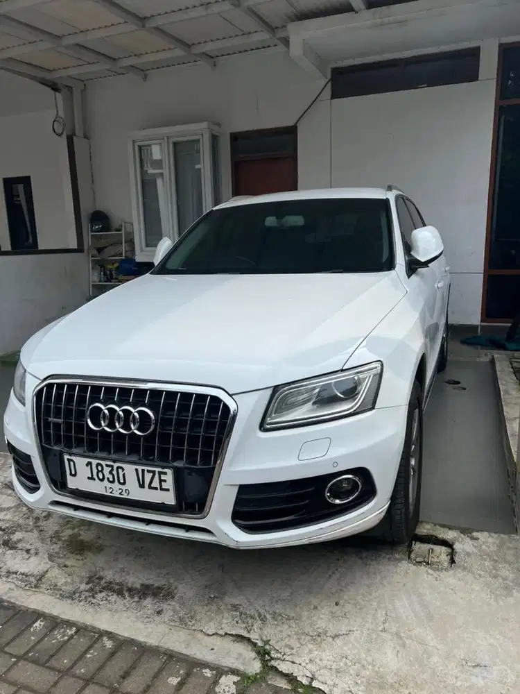 DIJUAL AUDI Q5 2013