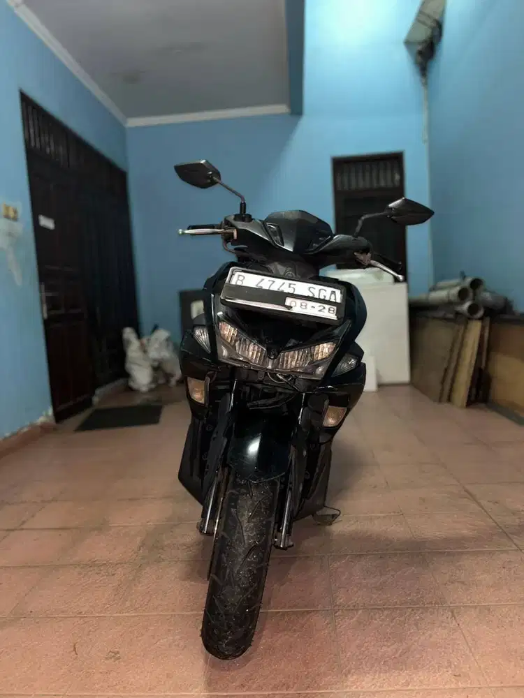 JUAL CEPAT!!  Aerox 2017 Hitam Non ABS